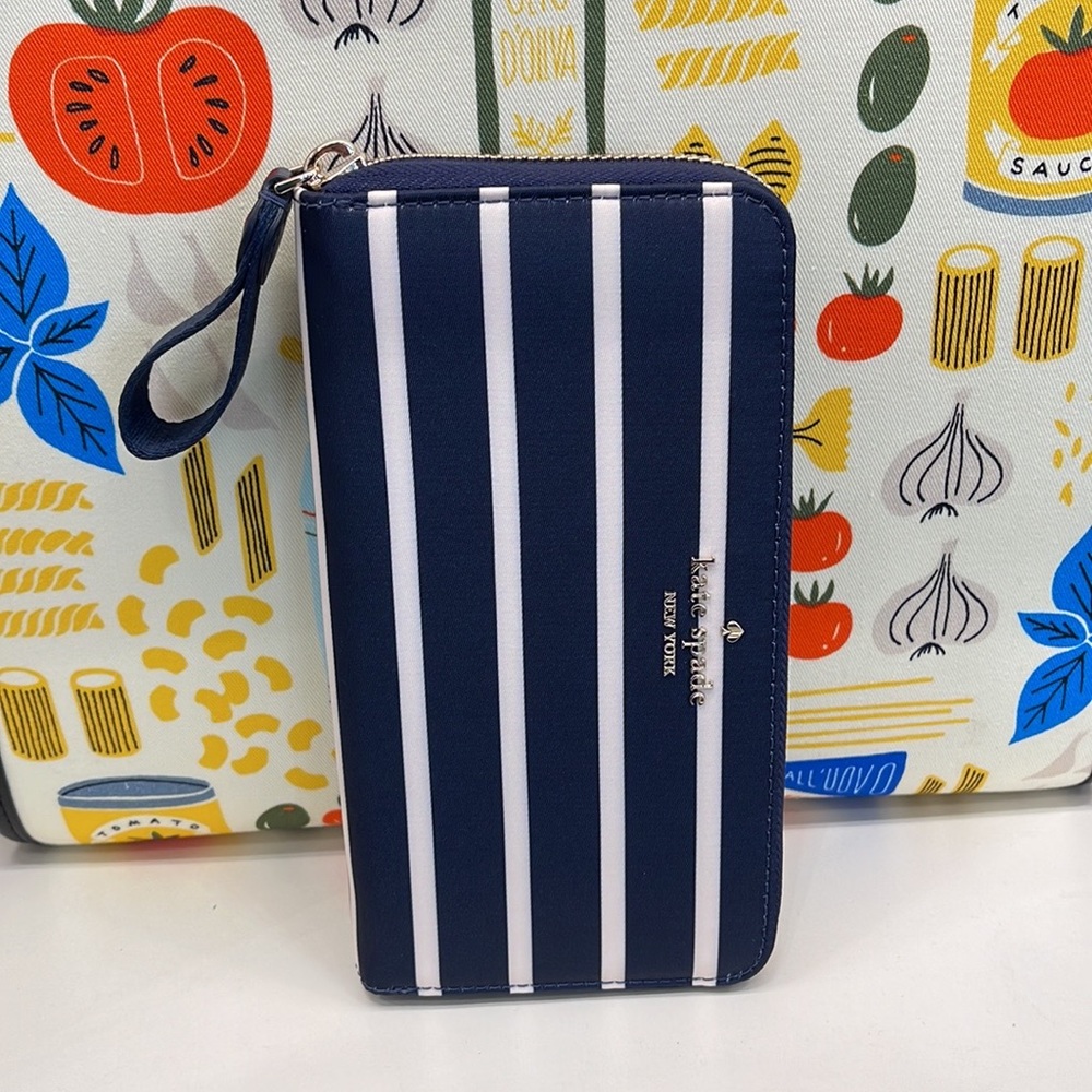 Kate Spade Chelsea Nylon Large Continental Wallet
Color: Parisian Night 
NWT - Picture 14 of 16